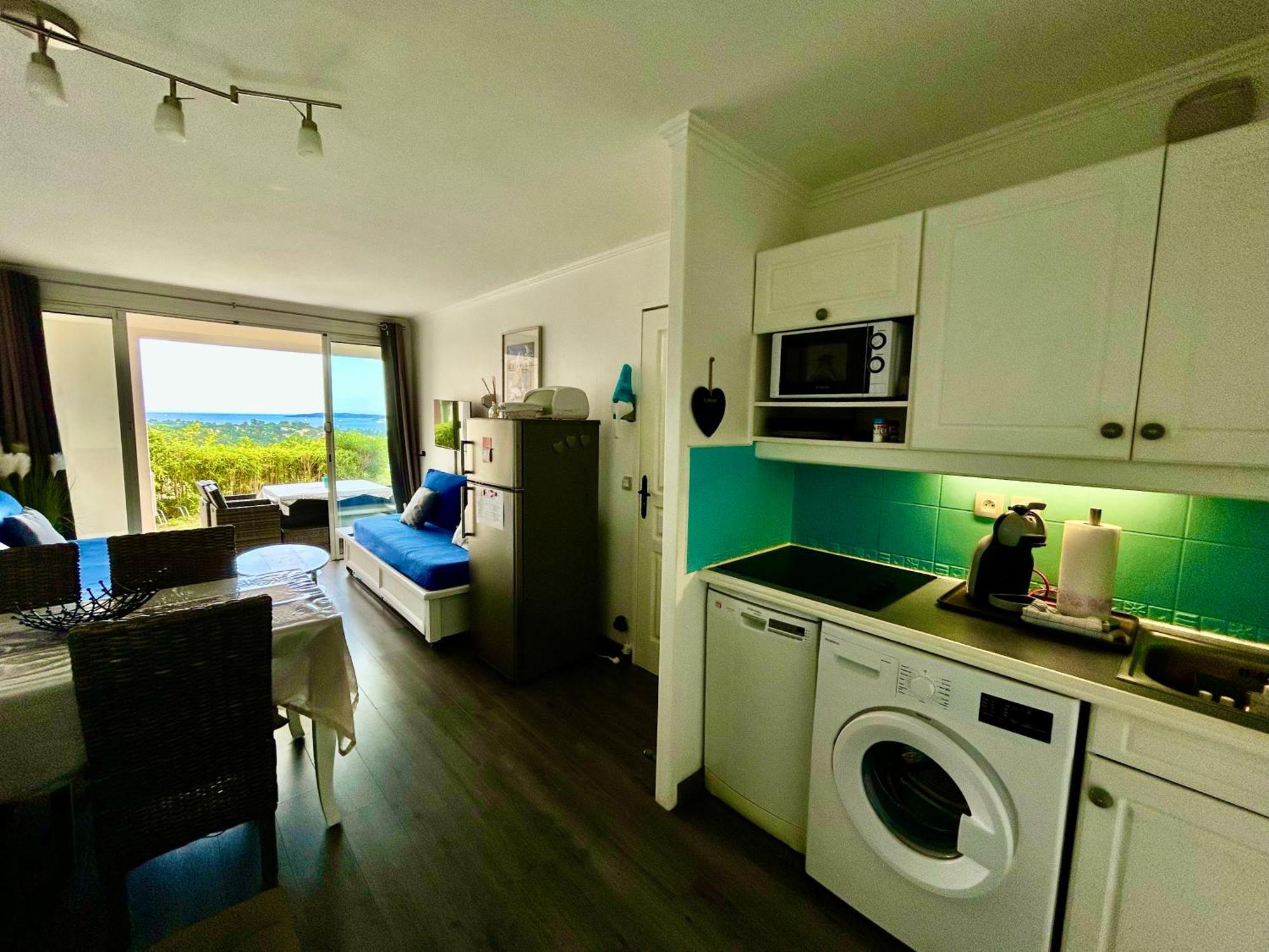 Les Restanques Vue Mer Roses 1070 Rez De Jardin Grimaud Ngoại thất bức ảnh