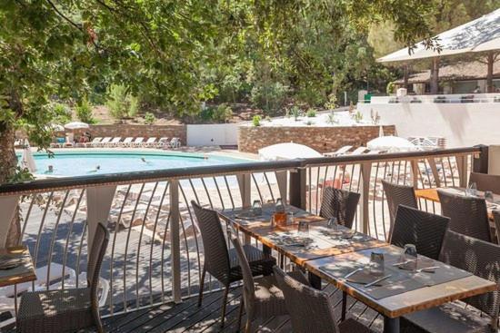 Les Restanques Vue Mer Roses 1070 Rez De Jardin Grimaud Ngoại thất bức ảnh